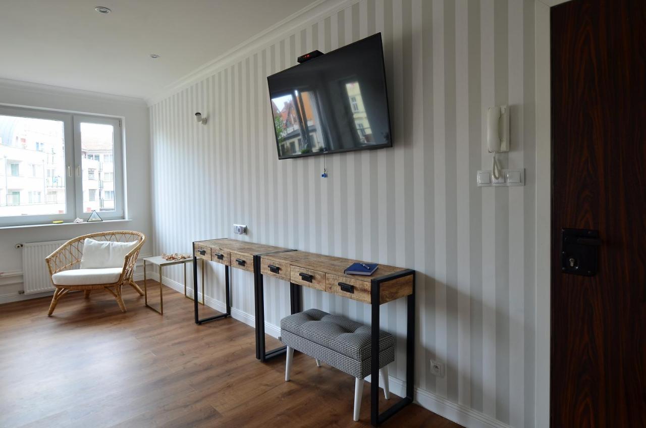 Apartament Biala Sowa - Weisse Eule Apartment Kołobrzeg Buitenkant foto