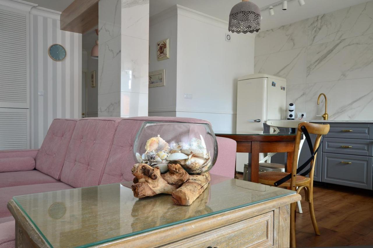 Apartament Biala Sowa - Weisse Eule Apartment Kołobrzeg Buitenkant foto