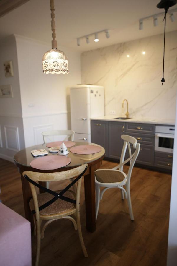 Apartament Biala Sowa - Weisse Eule Apartment Kołobrzeg Buitenkant foto